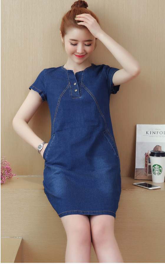ĐẦM JEAN SUÔNG CỔ V ĐÍNH NÚT